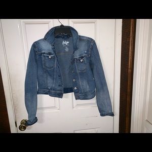 Light washed jean jacket